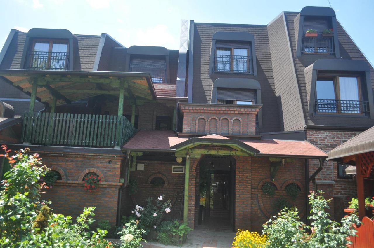 Каштел Pancevo Hotel Exterior photo