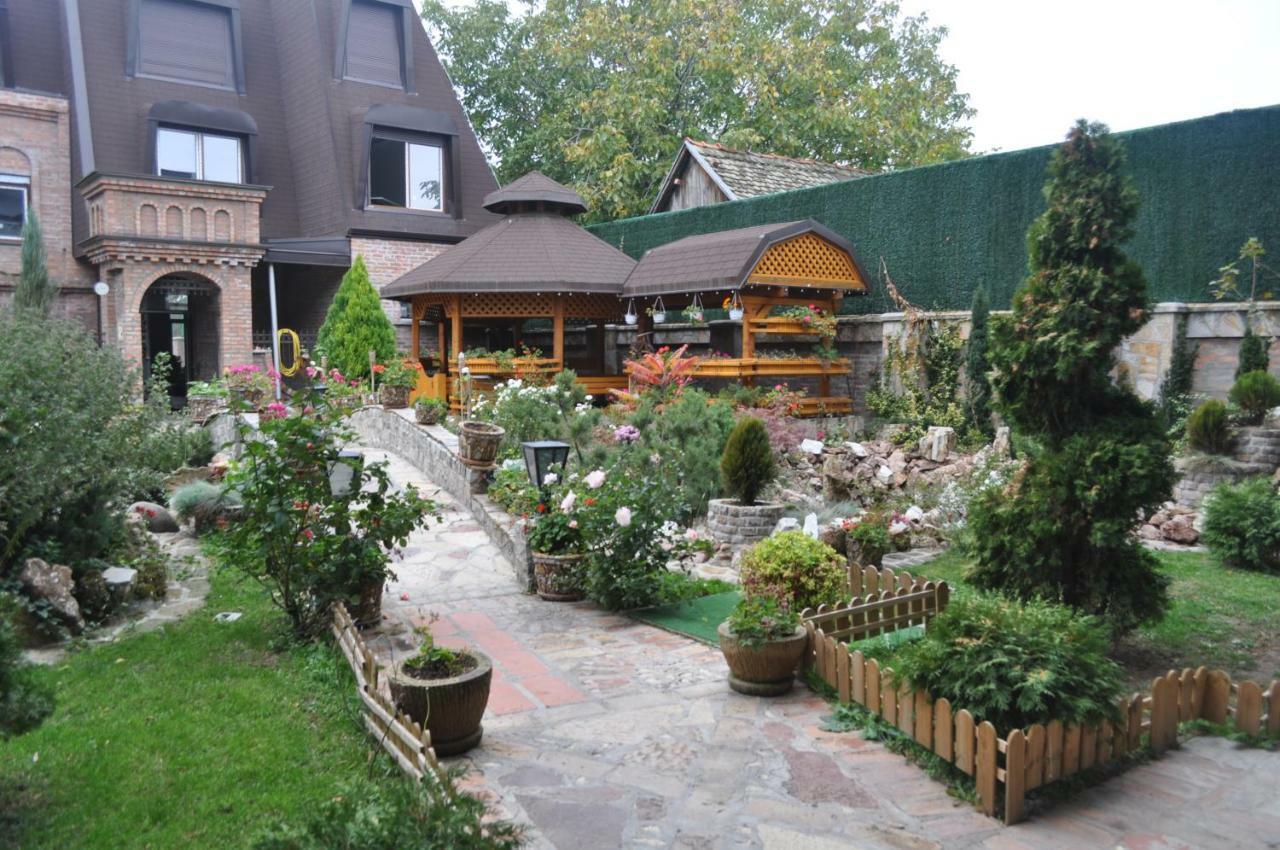 Каштел Pancevo Hotel Exterior photo